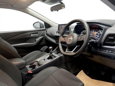 Nissan Qashqai 1.3 DIG-T MHEV Acenta Premium SUV 5dr Petrol Hybrid Manual Euro 6 (s/s) (14 11