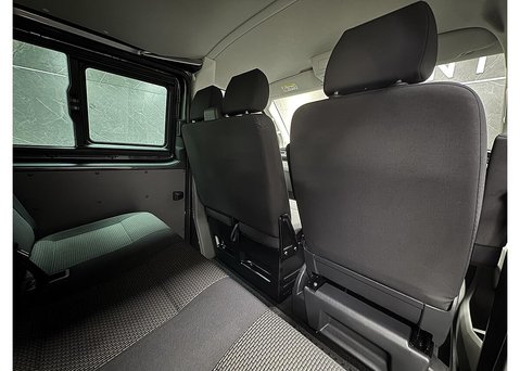 Volkswagen Transporter 2.0 TDI T32 Highline Kombi Double Cab 5dr Diesel DSG FWD SWB Euro 6 (s/s) ( 45