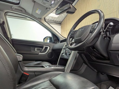 Land Rover Discovery Sport 2.0 Discovery Sport HSE Si4 Auto 4WD 5dr 31