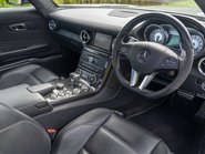 Mercedes-Benz SLS AMG 10