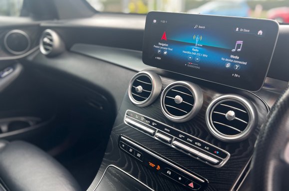 Mercedes-Benz GLC GLC 300 D 4MATIC AMG LINE PREMIUM 23