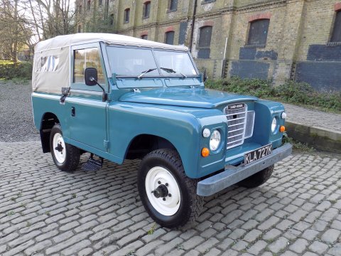 Land Rover 88 Series 111 Petrol + 7 Seats 1