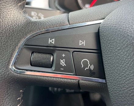 SEAT Arona 1.6 Arona SE Technology Luxury TDI 5dr 51
