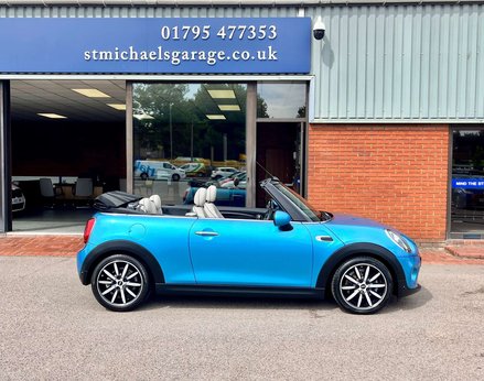 Mini Convertible 1.5 Cooper Exclusive Auto 2dr 13