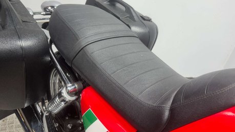 Moto Guzzi V7 750 2009 26K NEW MOT SERVICED 1 OWNER MODERN RETRO BIKE 750CC 14