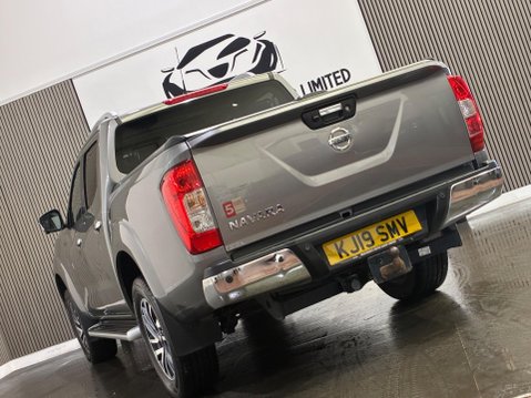Nissan Navara 2.3 dCi Tekna 4WD Euro 6 (s/s) 4dr 53