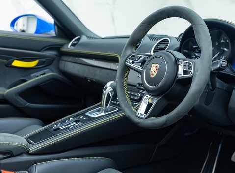 Porsche 718 SPYDER 13