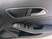 Mercedes-Benz GLA 1.6 GLA 180 Urban Edition Auto 5dr 33