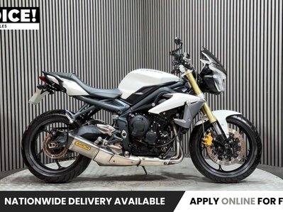 Triumph Street Triple 2013 ONLY 19K, QUICKSHIFTER, ARROW PIPE, NEW MOT