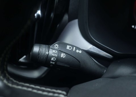 Volvo XC60 2.0 XC60 R-Design T6 Recharge AWD Auto 4WD 5dr 35