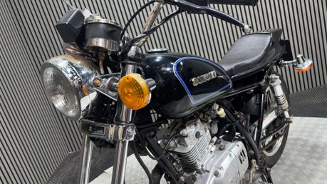 Suzuki GN 2002 31K CUSTOM CAFE RACER PROJECT BUILD 125CC 17