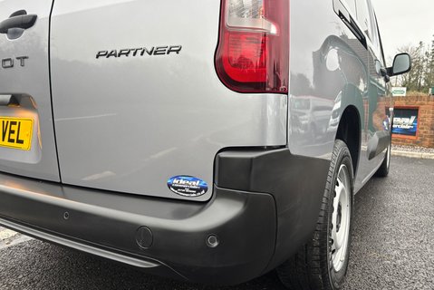 Peugeot Partner 102 ps BlueHdi Professional L2 24