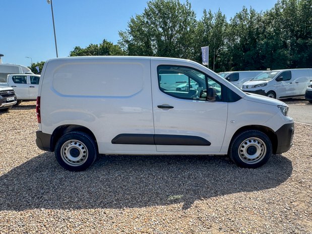 Peugeot Partner SWB L1H1 Low Roof Professional Air Con EURO 6 5