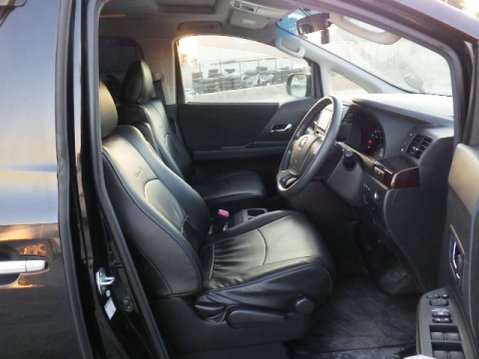 Toyota Vellfire Sunroof 28