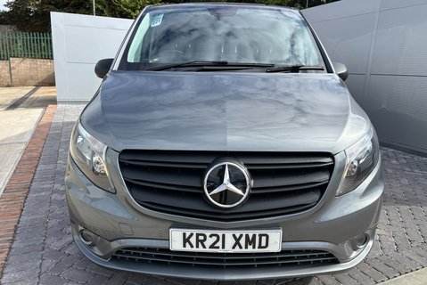 Mercedes-Benz Vito 114 Progressive L3 9g-Tronic Panel Van 13