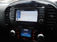 Nissan Juke 1.6 TEKNA 5 Dr 11