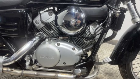Honda VT 2006 ONLY 6K NEW MOT SERVICED CRUISER 125CC VTWIN 16