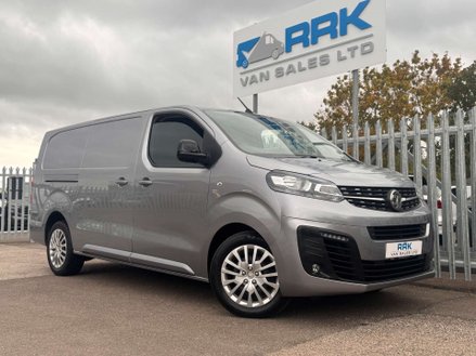 Vauxhall Vivaro 2.0 Turbo D 3100 Pro Panel Van 6dr Diesel Manual L2 H1 Euro 6 (145 ps)