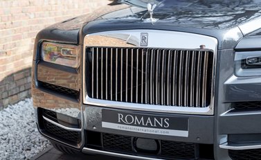 Rolls-Royce Cullinan 32