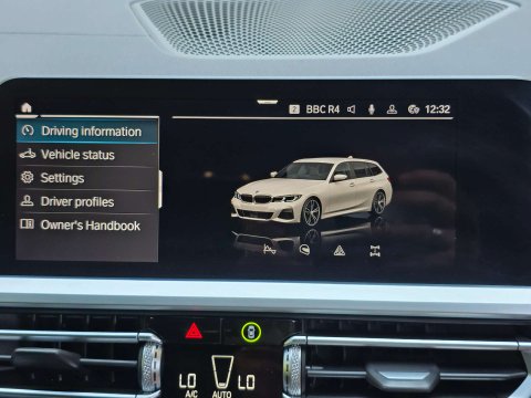 BMW 3 Series 2.0 318d M Sport Auto 5dr 55