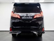 Toyota Alphard 2.5 MPV 2.5 SUV Automatic Petrol Hybrid 10
