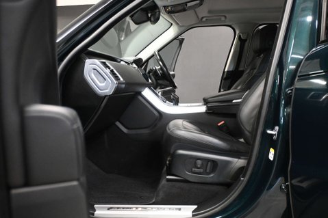 Land Rover Range Rover Sport 3.0 Range Rover Sport HSE Dynamic SDV6 Auto 4WD 5dr 17