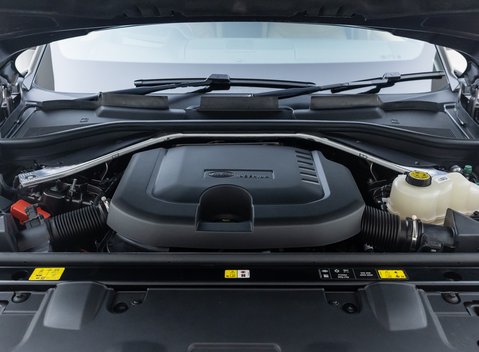 Land Rover Range Rover D350 Autobiography LWB 38