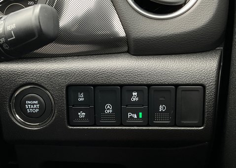 Suzuki Vitara SZ5 BOOSTERJET MHEV 23