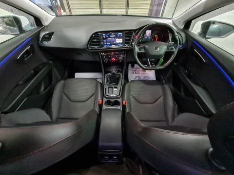 SEAT Leon 1.5 TSI EVO FR ST Euro 6 (s/s) 5dr 3