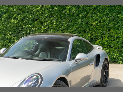 Porsche 911 3.8T 991 Turbo S Coupe 2dr Petrol PDK 4WD Euro 6 (s/s) (580 ps) 6