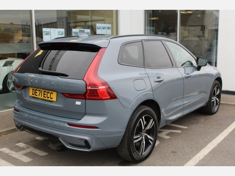 Volvo XC60 RECHARGE T6 R-DESIGN AWD 5