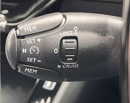 Peugeot 208 1.2 208 Allure Premium+ PureTech SS 5dr 51