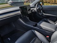 Tesla Model 3 PERFORMANCE AWD 9