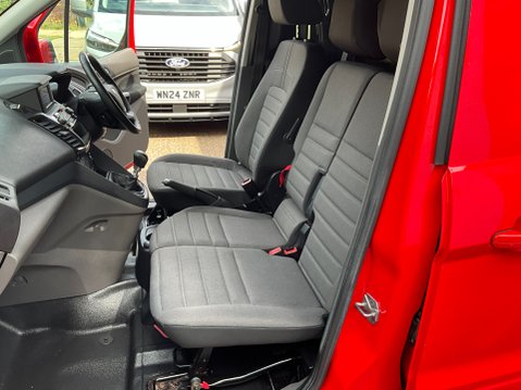Ford Transit Connect 240 LIMITED TDCI 16