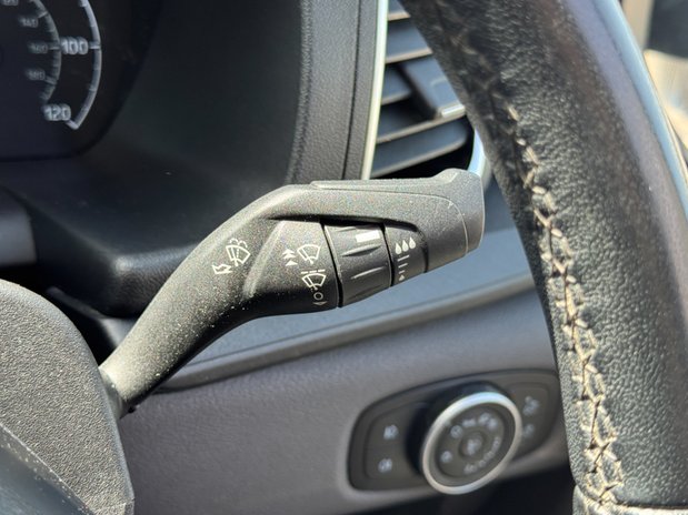 Ford Transit Custom Crew Cab AUTO SWB L1H1 320 Active Air Con Alloys Nav Sensors EURO 6 NO VAT 25