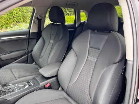 Audi A3 1.2 TFSI Sport Sportback S Tronic Euro 5 (s/s) 5dr 33