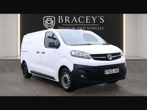 Vauxhall Vivaro Vivaro 3100 Dynamic 1