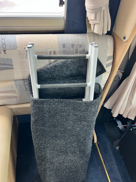 Auto-Sleepers Nuevo ES 4 BERTH PEUGEOT BOXER 2.2 HDI CHASSIS 18