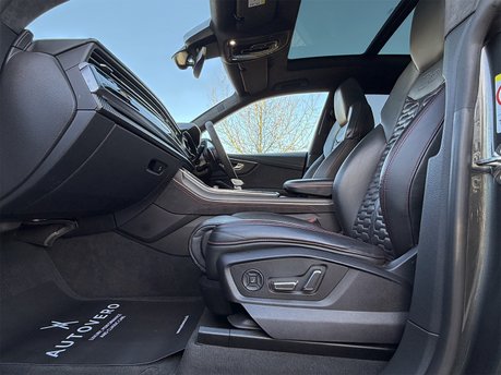 Audi Q8 RS TFSI QUATTRO VORSPRUNG MHEV 37