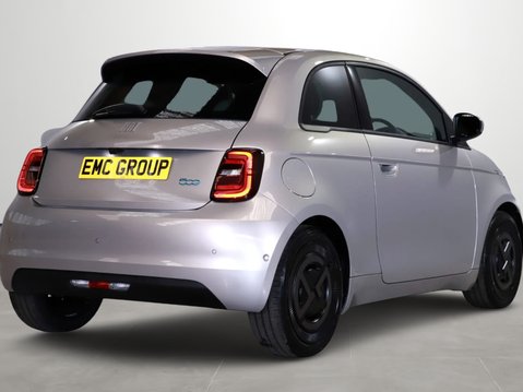 Fiat 500 87kW Giorgio Armani 42kWh 3dr Auto 8