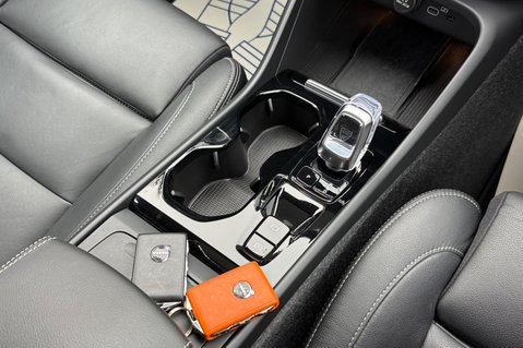 Volvo XC40 B3 ULTRA 47