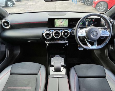 Mercedes-Benz A Class 1.3 A 250 AMG Line E Auto 5dr 2