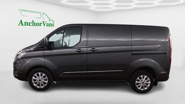 Ford Transit Custom AUTO SWB L1H1 Low Roof Limited 340 Air Con Alloys Sensors Cam EURO 6 7