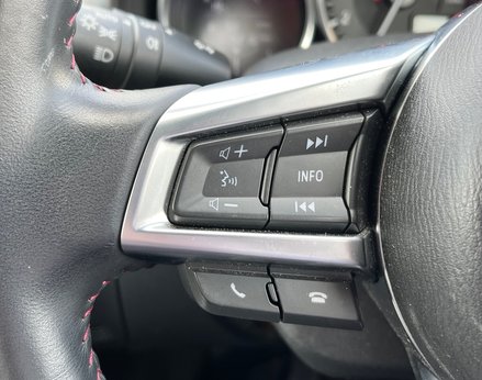 Mazda MX-5 SPORT NAV 44