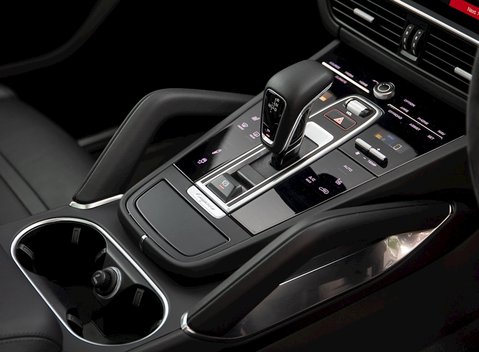 Porsche Cayenne Turbo 21