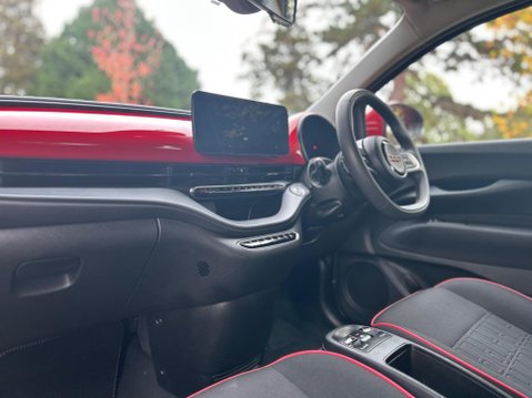 Fiat 500e RED 7