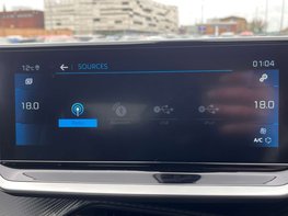 Peugeot 208 1.2 208 Allure Premium+ PureTech SS 5dr 31