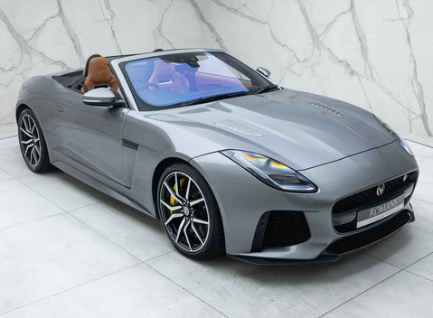Jaguar F-Type SVR Convertible 14