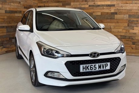 Hyundai i20 1.2 Premium Hatchback 5dr Petrol Manual Euro 6 (84 ps) 43