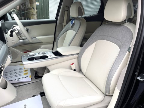 Genesis GV60 SPORT AWD 5